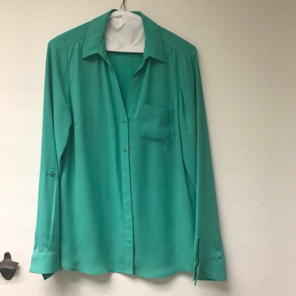 The Limited Ashton blouse in green - Picture 2 of 5